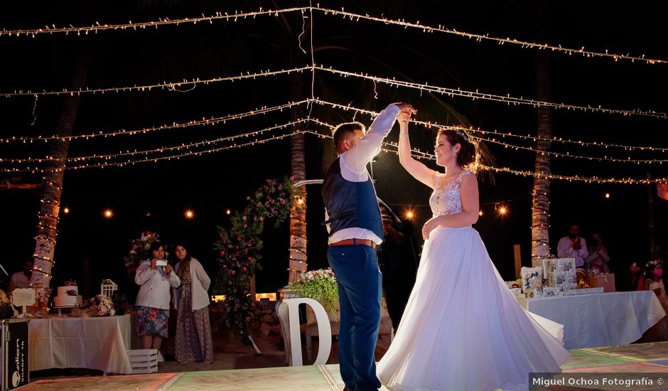 La boda de Fernando y Dalila en La Huerta, Jalisco