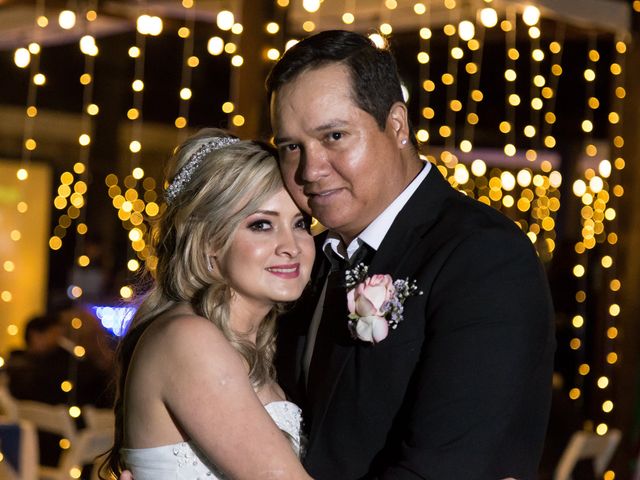 La boda de Gabriel y Yvette en Tlaquepaque, Jalisco 33