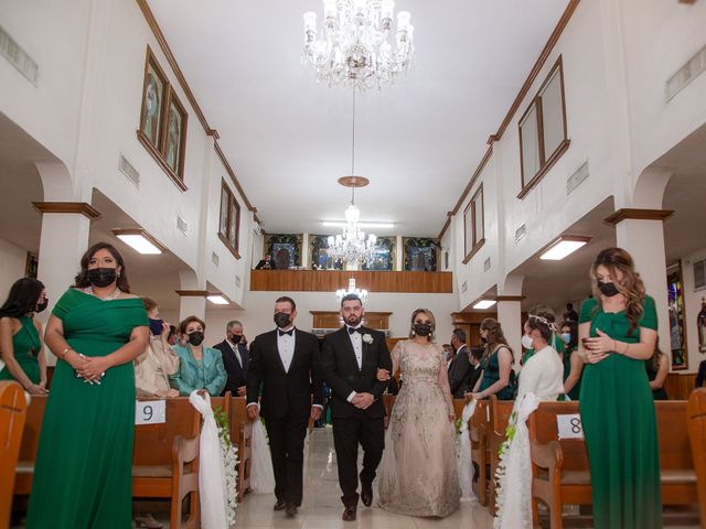 La boda de Martín y Venezia en Hermosillo, Sonora 46