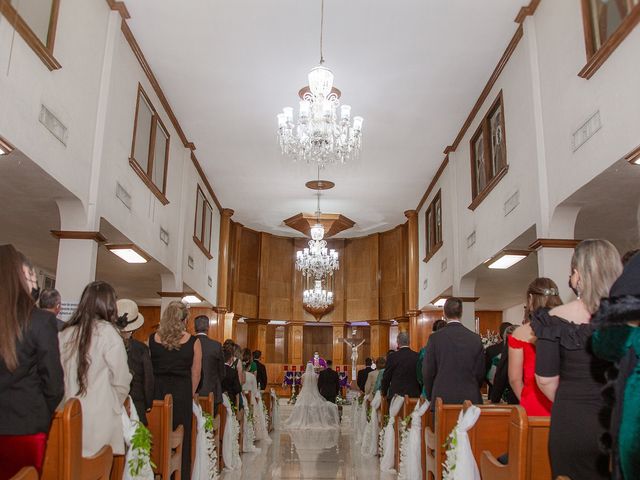 La boda de Martín y Venezia en Hermosillo, Sonora 50