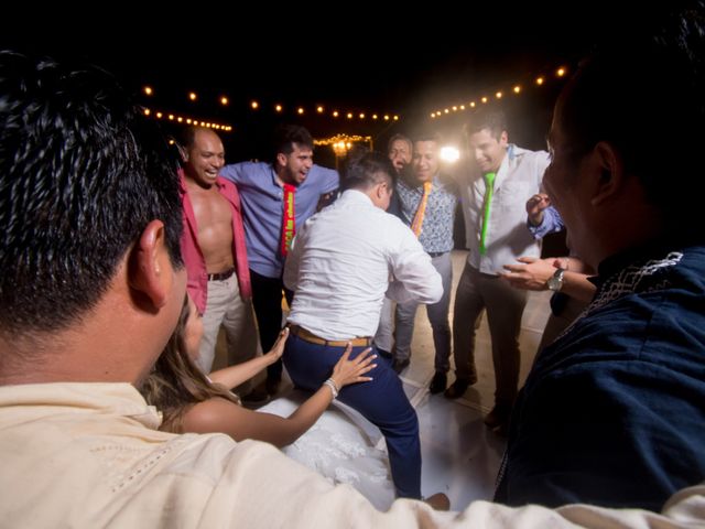 La boda de Miguel y Cythia en Acapulco, Guerrero 34