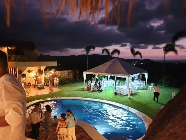 La boda de Emmanuel y Clarissa en Bahía de Banderas, Nayarit 6