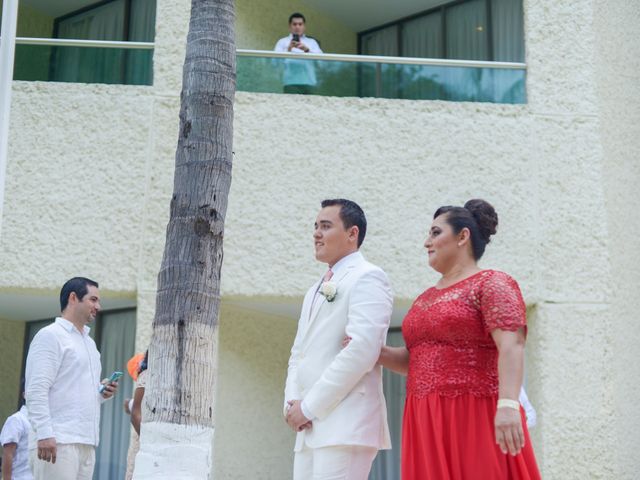 La boda de Milton y Hali en Huatulco, Oaxaca 30