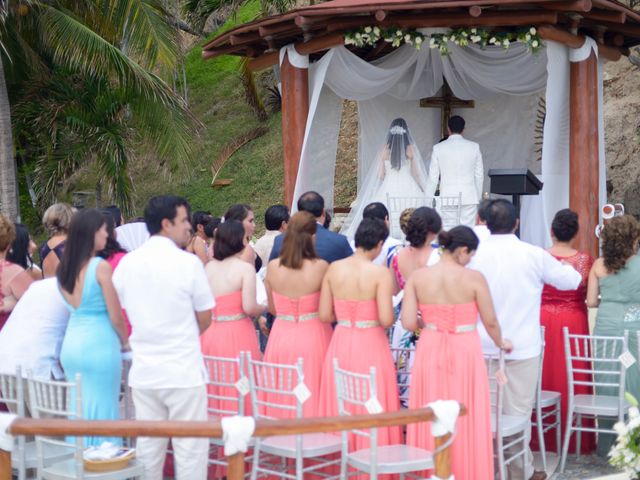 La boda de Milton y Hali en Huatulco, Oaxaca 48