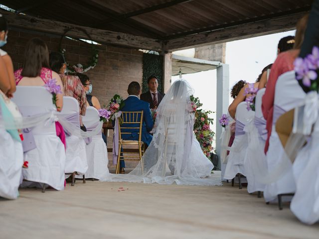 La boda de Carlos y Ileana en Coatzacoalcos, Veracruz 35