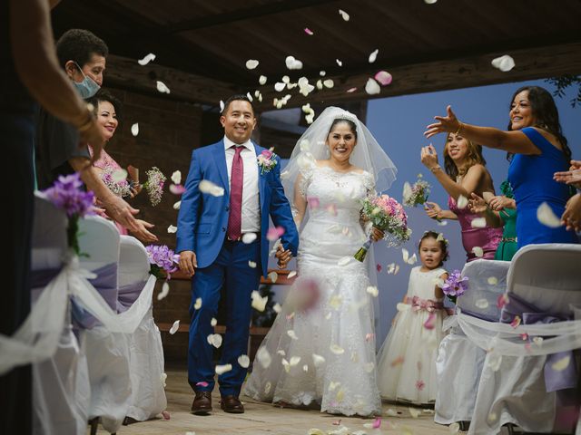 La boda de Carlos y Ileana en Coatzacoalcos, Veracruz 41