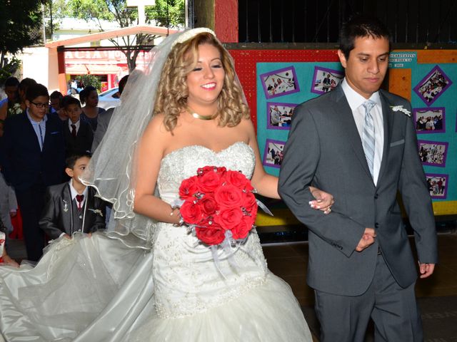 La boda de Marco y Lucy en Gustavo A. Madero, Ciudad de México 17