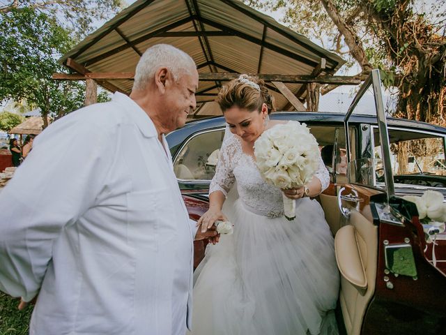 La boda de Victor y Guadalupe en Cancún, Quintana Roo 28