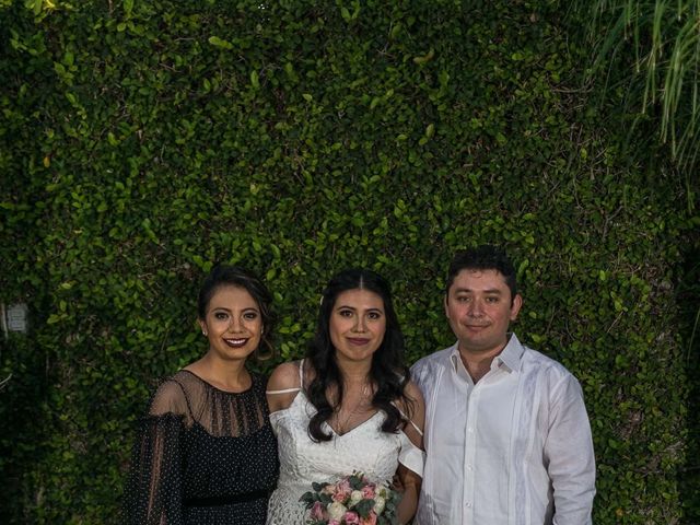 La boda de Victor y Fabiola en Mérida, Yucatán 20
