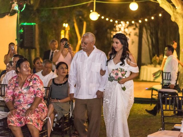 La boda de Victor y Fabiola en Mérida, Yucatán 35