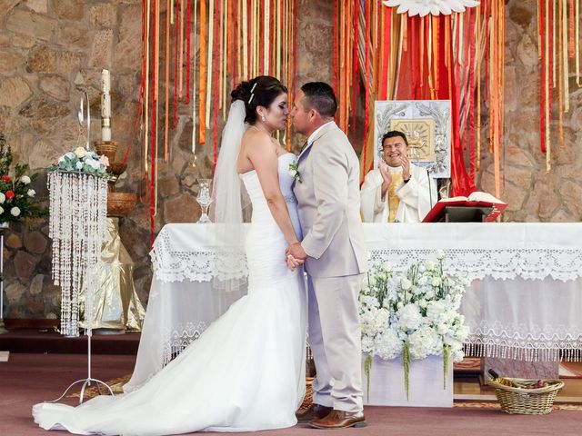 La boda de Juan Carlos y Elizabeth en Ensenada, Baja California 13