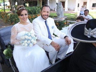 La boda de Reyna y Manuel