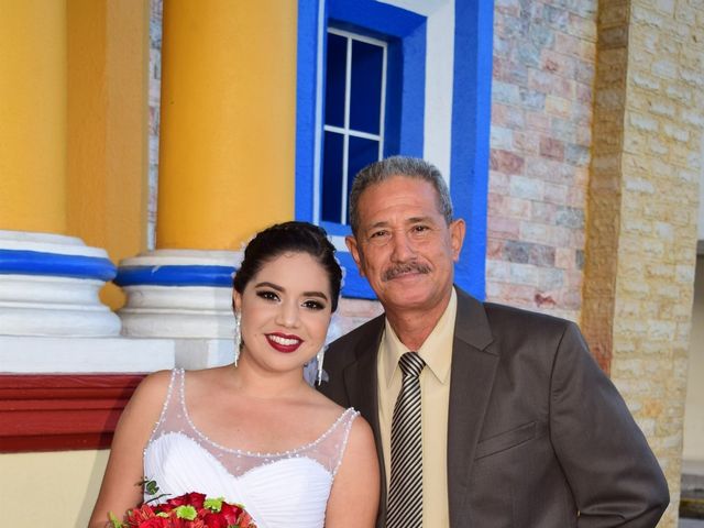 La boda de Anthony  y Estrella  en Comalcalco, Tabasco 3