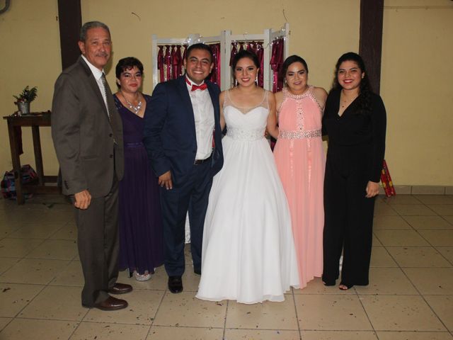 La boda de Anthony  y Estrella  en Comalcalco, Tabasco 25