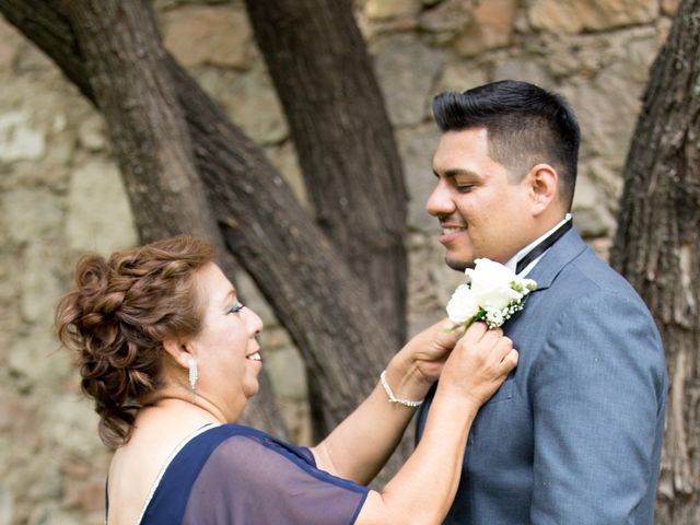 La boda de Andrea  y Octavio  en Durango, Durango 8