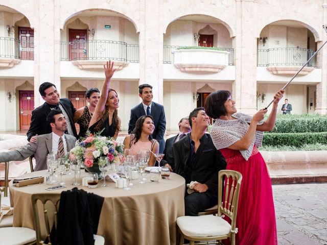 La boda de Alfonso y Lore en San Luis Potosí, San Luis Potosí 101