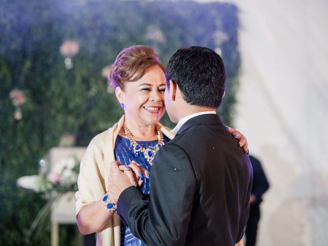 La boda de Alfonso y Lore en San Luis Potosí, San Luis Potosí 104