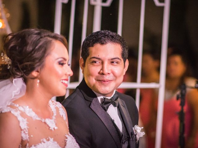 La boda de Marcos y Mariana en Tapachula, Chiapas 32