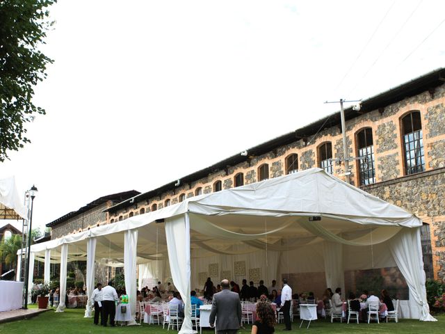 La boda de Darío y Anacely en Uruapan, Michoacán 17