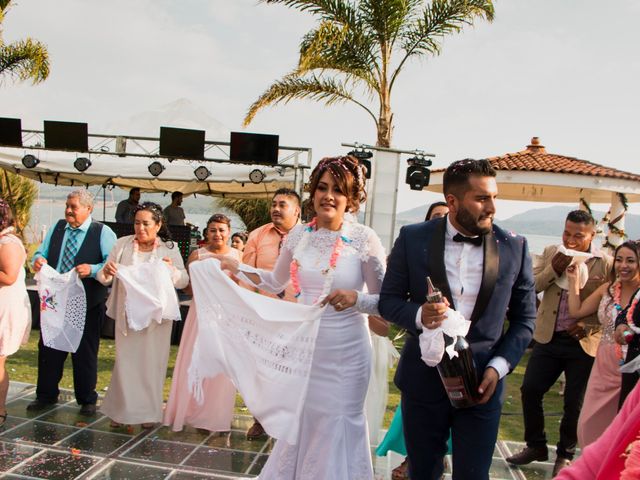 La boda de Erika y Jason en Ziracuaretiro, Michoacán 6
