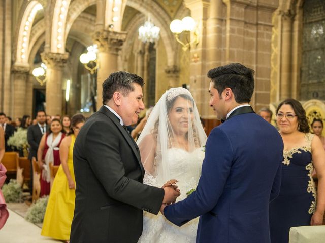 La boda de Germán y Paulina en León, Guanajuato 19