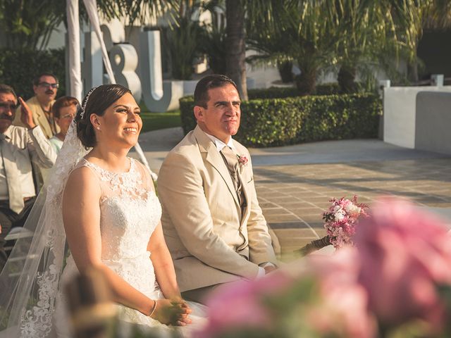 La boda de Héctor y Jesica en Tequesquitengo, Morelos 41
