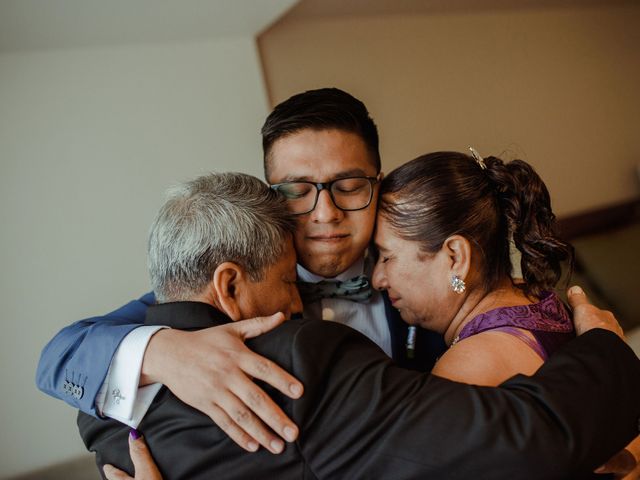 La boda de Berenice y Donato en Coatzacoalcos, Veracruz 11