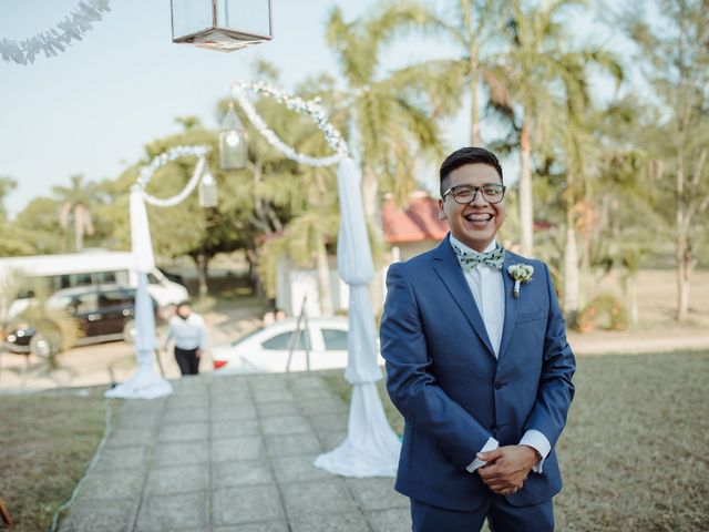 La boda de Berenice y Donato en Coatzacoalcos, Veracruz 23