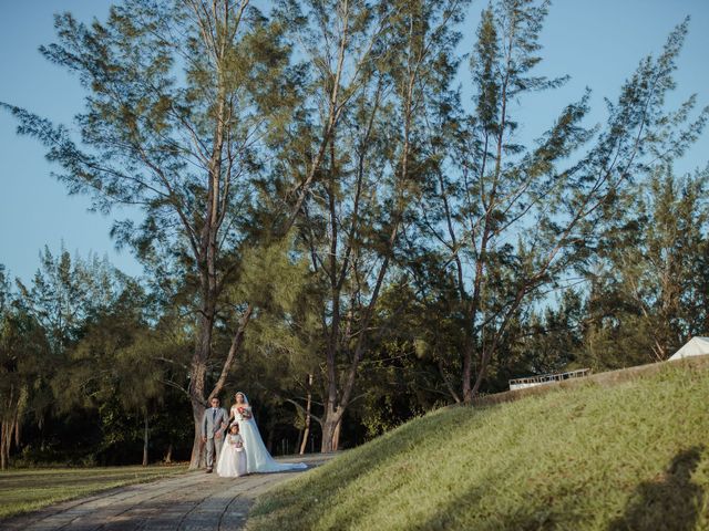 La boda de Berenice y Donato en Coatzacoalcos, Veracruz 43
