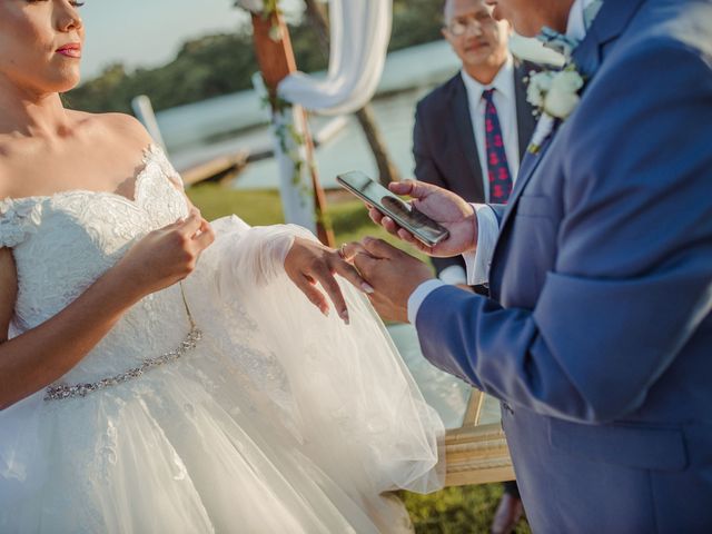 La boda de Berenice y Donato en Coatzacoalcos, Veracruz 54