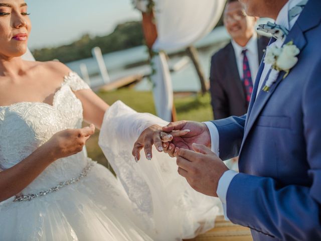 La boda de Berenice y Donato en Coatzacoalcos, Veracruz 55