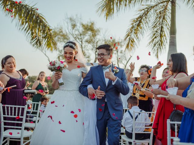 La boda de Berenice y Donato en Coatzacoalcos, Veracruz 61