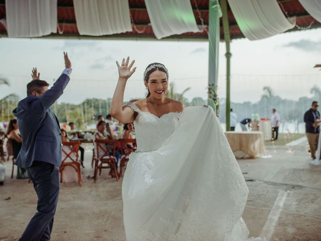La boda de Berenice y Donato en Coatzacoalcos, Veracruz 73
