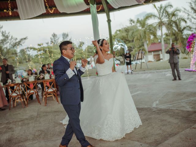 La boda de Berenice y Donato en Coatzacoalcos, Veracruz 74