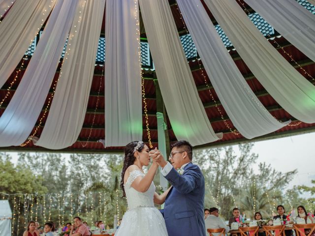 La boda de Berenice y Donato en Coatzacoalcos, Veracruz 77