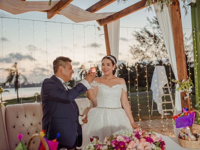 La boda de Berenice y Donato en Coatzacoalcos, Veracruz 83