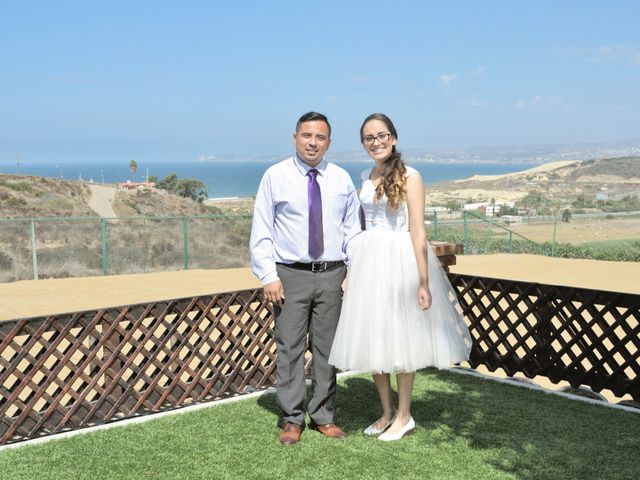 La boda de Juan y Jessica en Rosarito, Baja California 4