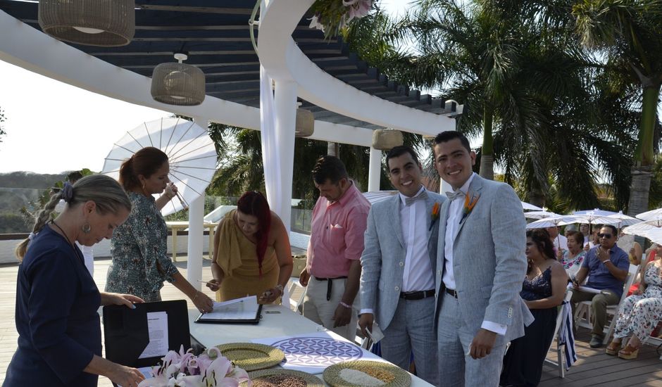 La boda de Edgar y Sergio en Bahía de Banderas, Nayarit