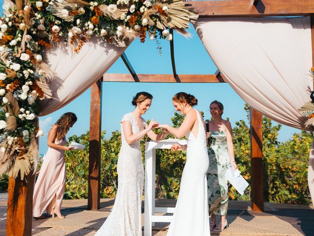 La boda de Mary y Sabrina en Isla Mujeres, Quintana Roo 21