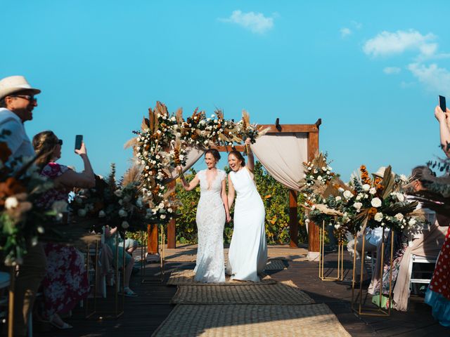 La boda de Mary y Sabrina en Isla Mujeres, Quintana Roo 22