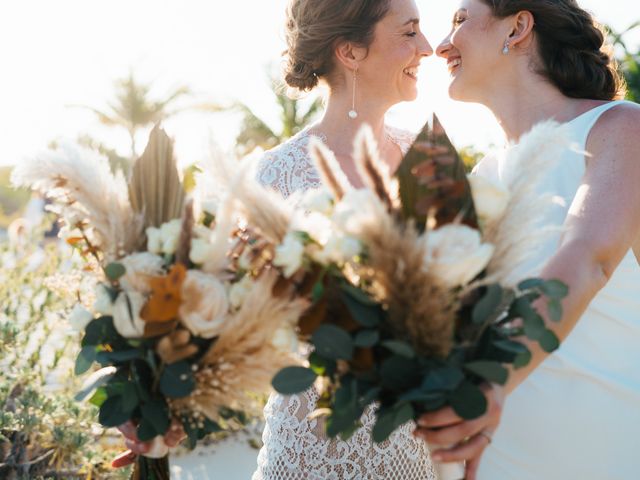 La boda de Mary y Sabrina en Isla Mujeres, Quintana Roo 27