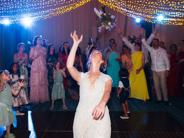 La boda de Mary y Sabrina en Isla Mujeres, Quintana Roo 37