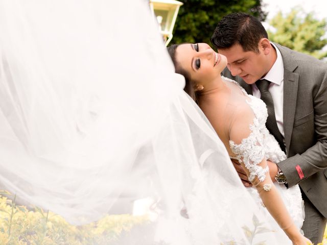 La boda de Alberto y Fabiola en Peribán, Michoacán 10