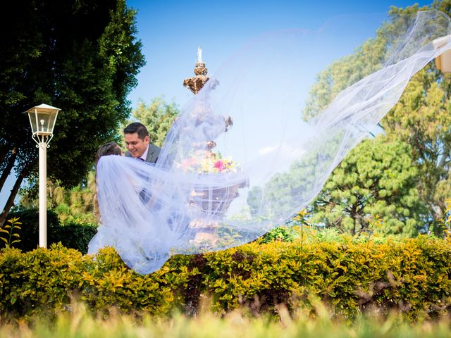 La boda de Alberto y Fabiola en Peribán, Michoacán 15