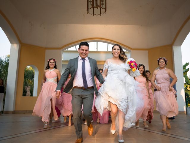 La boda de Alberto y Fabiola en Peribán, Michoacán 20