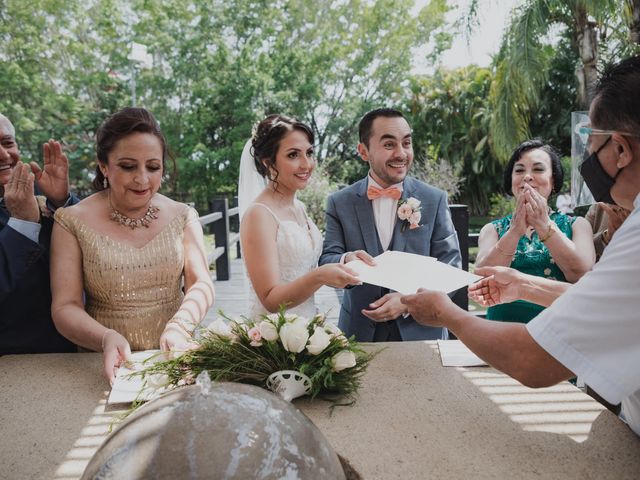La boda de Adolfo y Alejandra en Jiutepec, Morelos 21