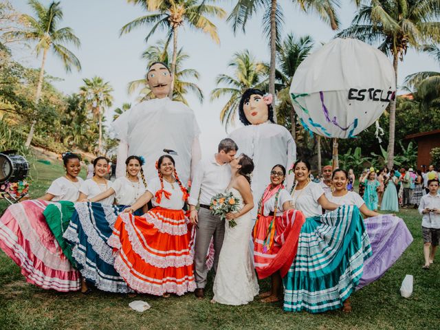 La boda de Aarón y Estelí en Huatulco, Oaxaca 79