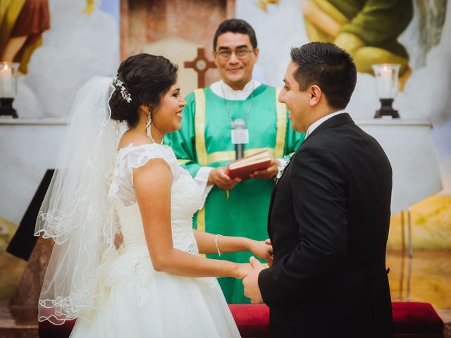 La boda de Luis y Jhovanni en San Nicolás de los Garza, Nuevo León 12