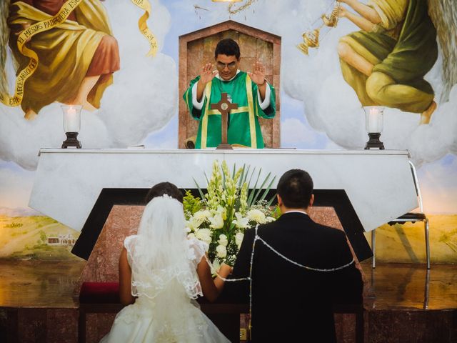 La boda de Luis y Jhovanni en San Nicolás de los Garza, Nuevo León 13