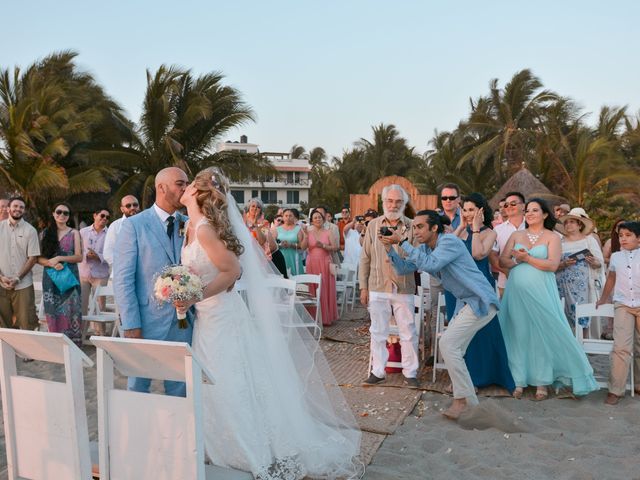 La boda de Xavier y Alin en Acapulco, Guerrero 45